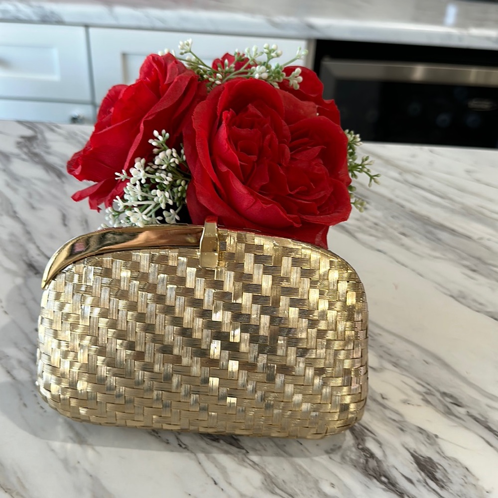 Rodo classic clutch